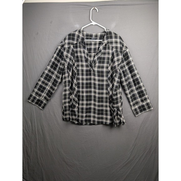 torrid Tops - Torrid Womens Black White Plaid V-Neck Long Sleeve Blouse Top Size 0‎